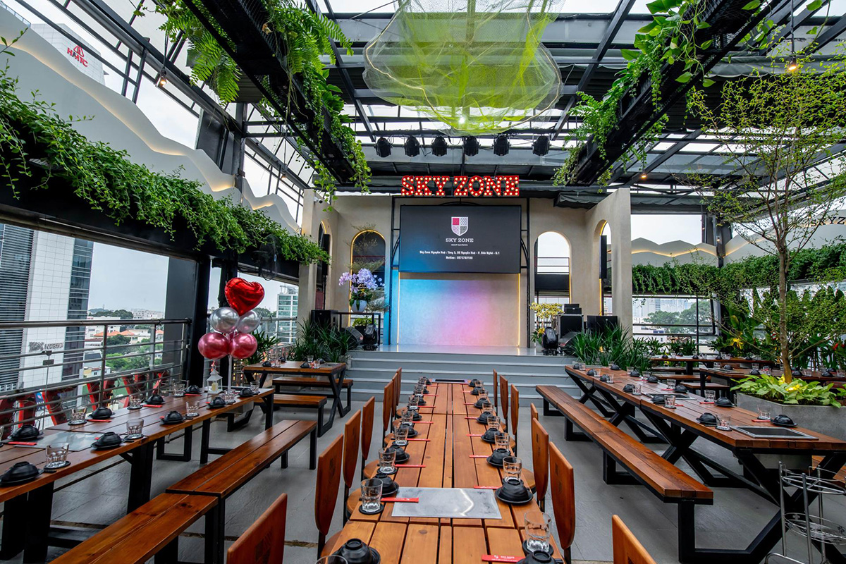 Nhà hàng Sky Zone Beer Garden, địa điểm tổ chức tiệc tất niên tại TPHCM