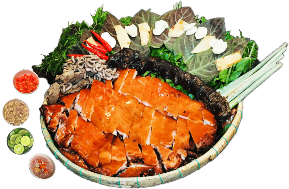Món Heo tộc quay lu trứ danh tại nhà hàng Quá Ngon